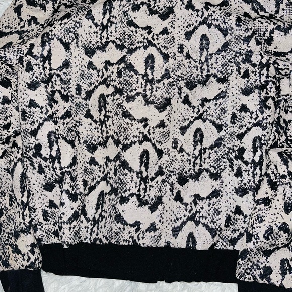 COPY - Snakeskin jacket - Picture 3 of 4